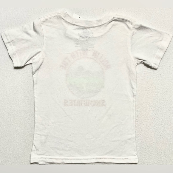 Kid Dangerous Los Angeles “Rollin’ With The Snowmies” Kids Tshirt Size 5 NWT - Picture 4 of 4